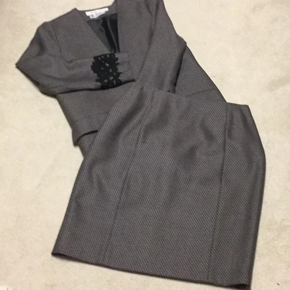 ELEANOR BRENNER Designer Wool Jacket Size 6 Lace Sleeve Trim - Picture 3 of 7